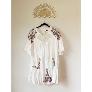 Boho white embroidery dress